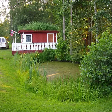 Fishermans On Peipsi Lake In Auberge de jeunesse Rootsikula (Tartu)