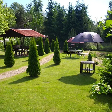 Fishermans On Peipsi Lake In Auberge de jeunesse Rootsikula (Tartu)
